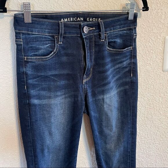 American Eagle Outfitters- High Rise Jegging - Size 2 - Picture 5 of 9